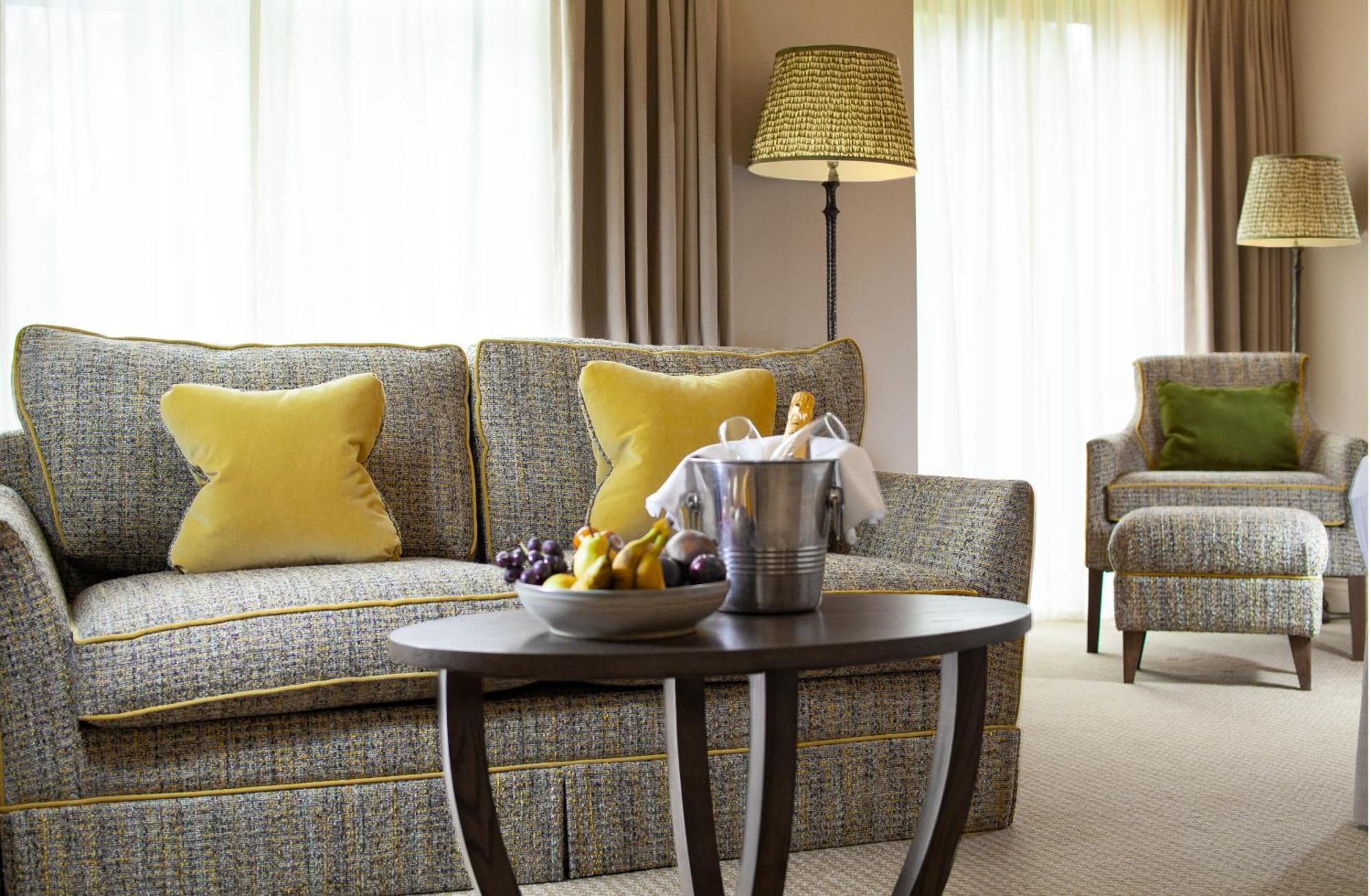 Foxhills Club & Resort Ottershaw Екстер'єр фото