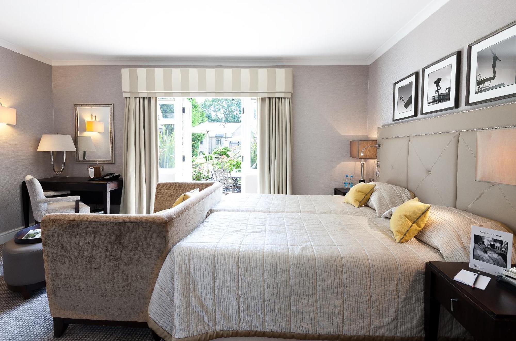 Foxhills Club & Resort Ottershaw Екстер'єр фото