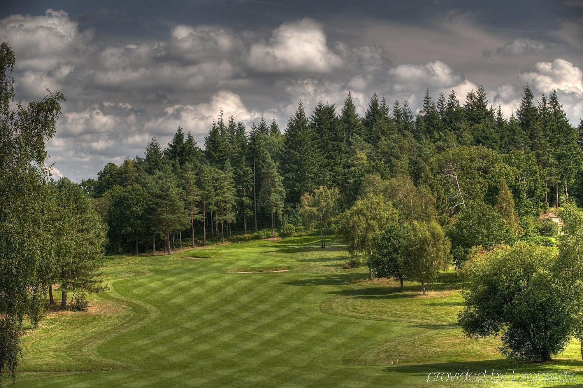 Foxhills Club & Resort Ottershaw Екстер'єр фото